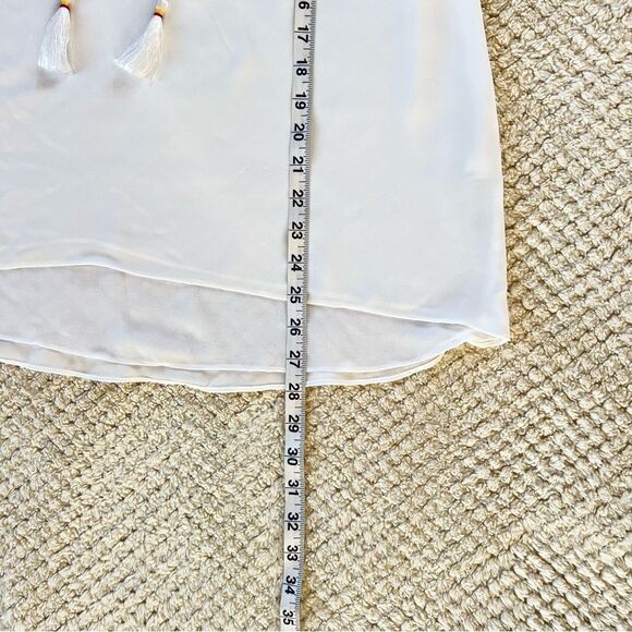 WHBM Boho White Sleeveless Top Blouse Embroidered Tassal Neckline - Picture 8 of 11